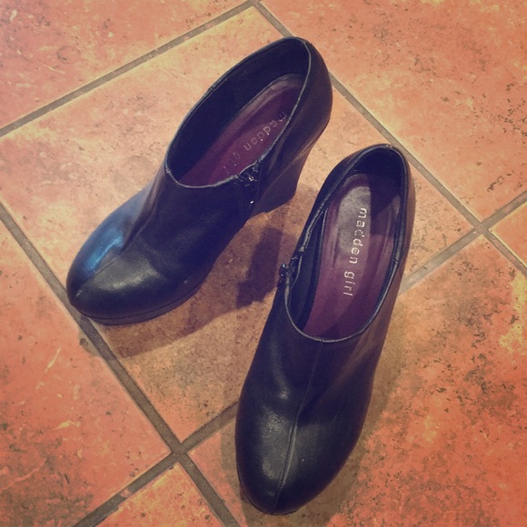 Madden Girl Shoes - Black Madden Girl booties